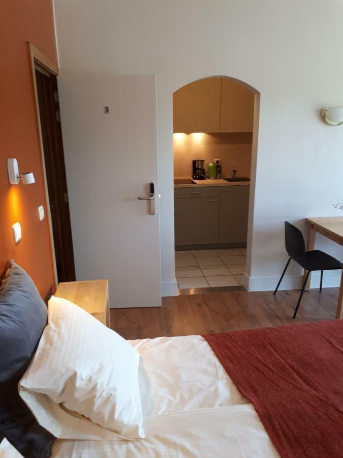 Guesthouse Dusart Хаселт Екстериор снимка